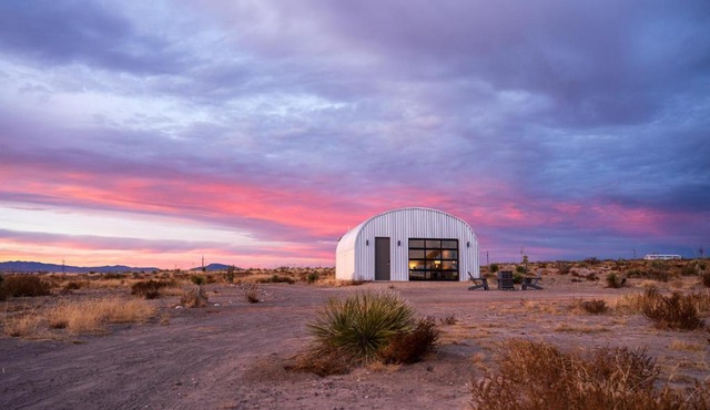 Desert Sky On 5 Acres with Marfa Lights Views