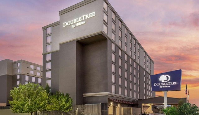 DoubleTree by Hilton Denver Cherry Creek, CO