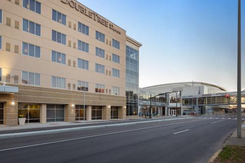 DoubleTree by Hilton Evansville in Evansville