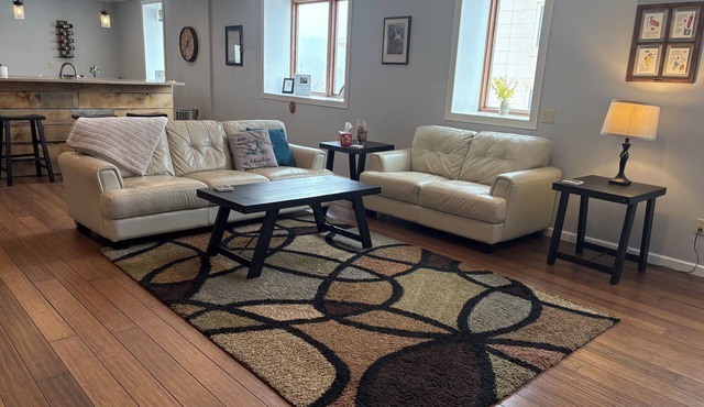 Driftless Loft in the heart of Downtown Decorah, IA
