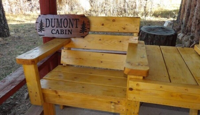 Dumont Cabin - El Porvenir Cabins - Hermits Peak