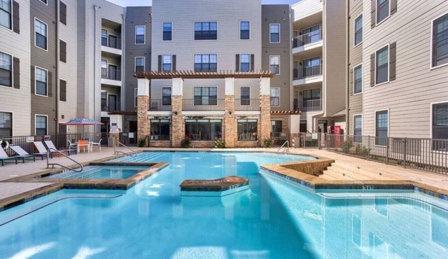 Elegant 4BR near AT&T Stadium + Pool &GYM, FIFA