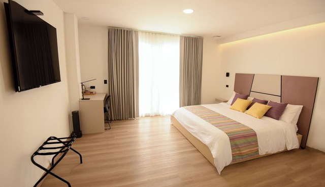 ELITHE Hotel in La Esperanza