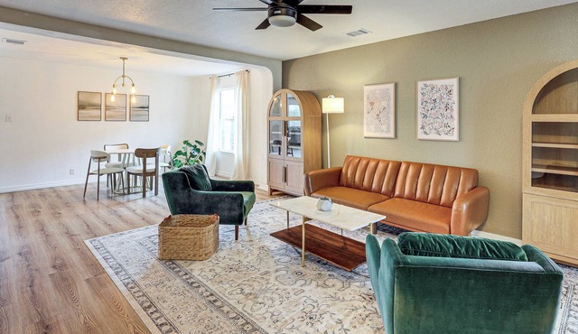 Extended Stay in SATX Area! Family Home w/Yard