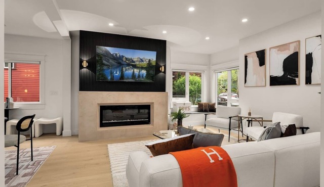 Fremont Luxe Residence #1 | 4 Bedrooms, Sleeps 10