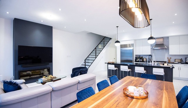 Friday Harbour Modern New Condo in Innisfil