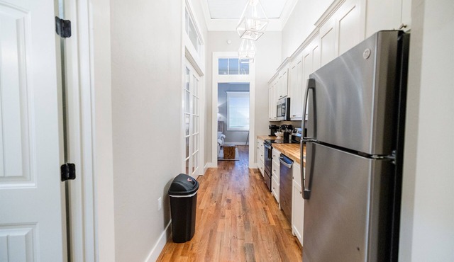 Full Kitchen, Downtown Laurel Walkable, Coffee Bar in Laurel