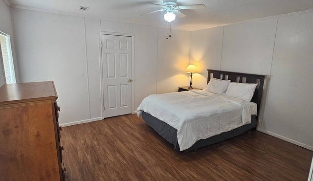 Fully Furnished 3 Bedroom w/Utilities #26