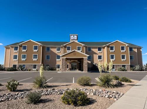 Garner Hotel Pecos by IHG