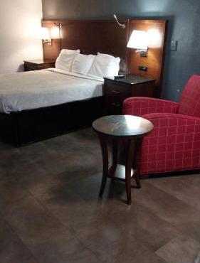 Gated Queen Bed Hotel Suite - Gated 205
