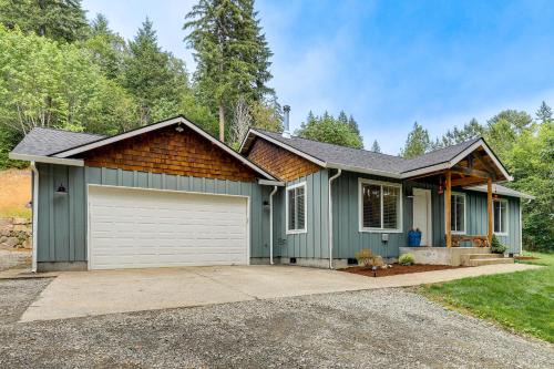 Gateway to Mt St Helens! Home Near Yale Lake