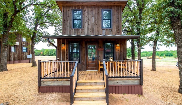 Glamping Cabin in Waco, Texas for Weekend Escapes to Nature