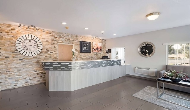 Great Relaxing Overnight Stay! 3 Comfortable Units, Close to Tri-Cities Airport
