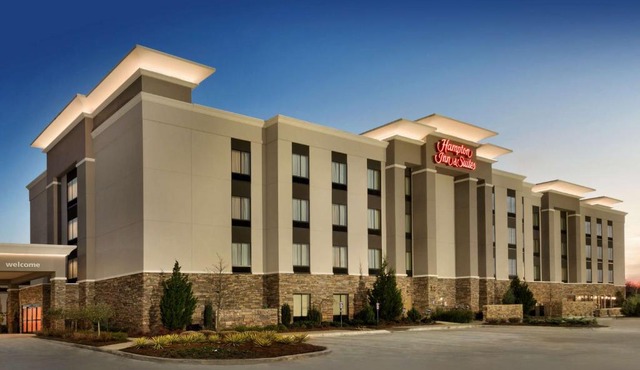 Hampton Inn and Suites Monroe