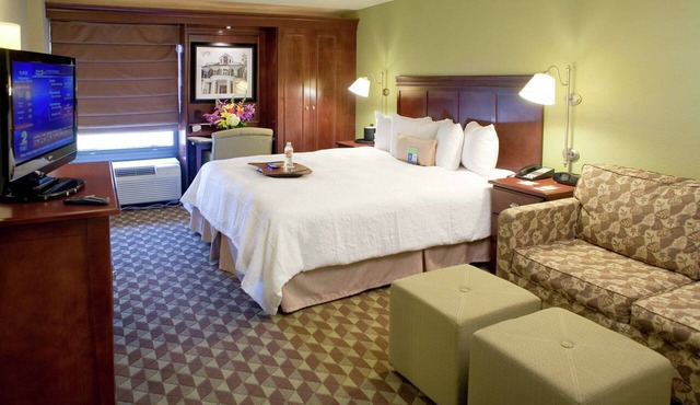 Hampton Inn Baton Rouge - I-10 & College Dr.