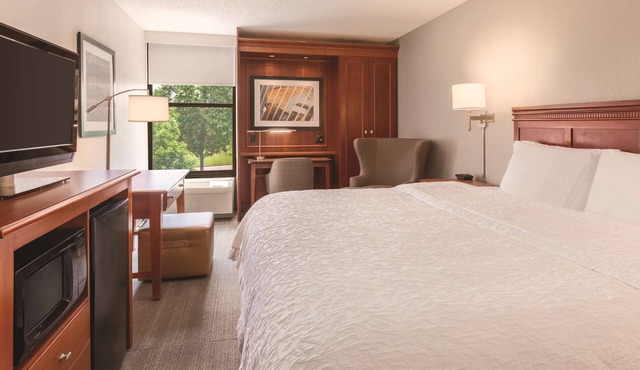 Hampton Inn Des Moines-Airport