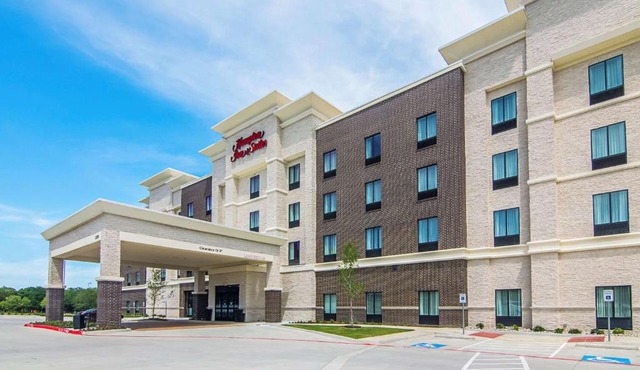 Hampton Inn & Suites-Dallas/Richardson