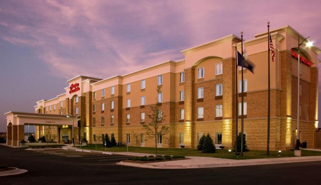 Hampton Inn & Suites Omaha Southwest-La Vista