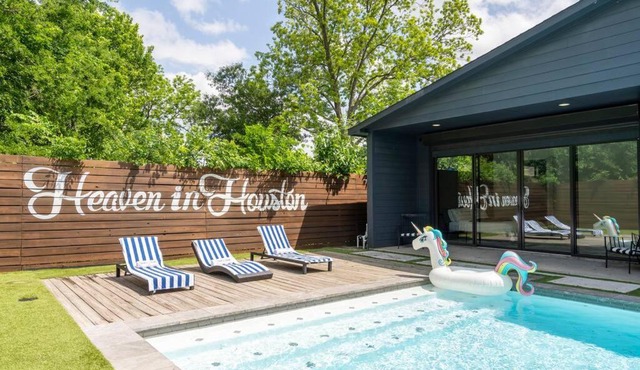 Heaven in Houston, Designer Oasis w/ Heated Pool