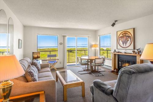Hi-Tide Resort Dogs OK Sleeps 6 Unit 16