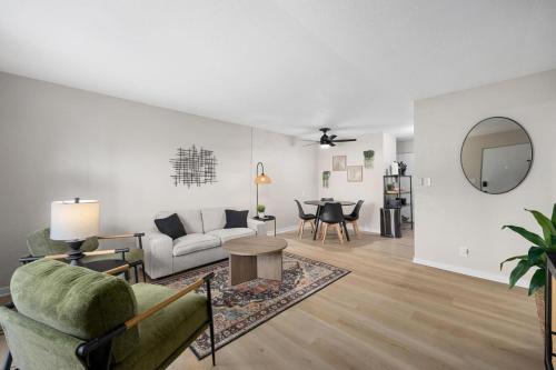 Hines Haven - Unit 2 - Perfect BNB for YOU