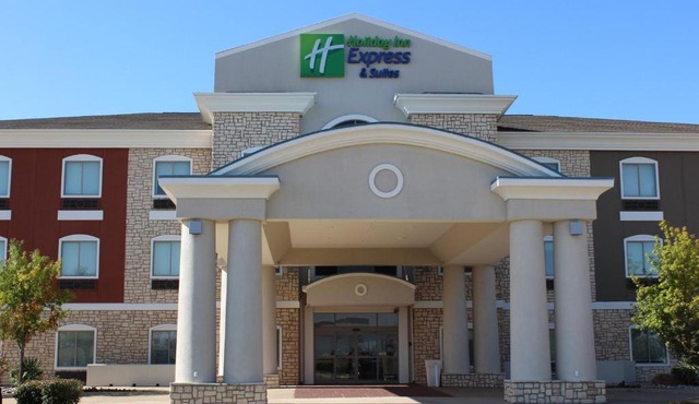 Holiday Inn Express Hotel & Suites Mansfield by IHG