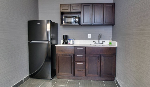 Holiday Inn Express & Suites Sidney by IHG