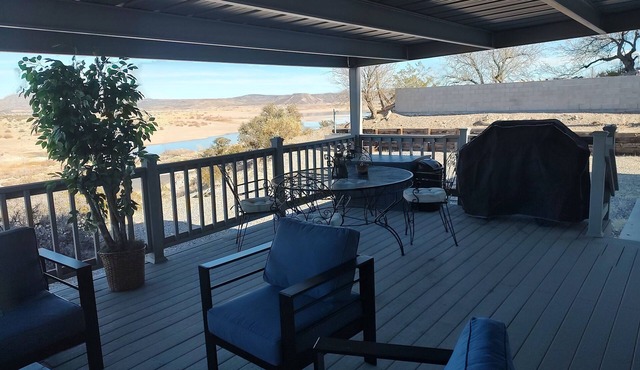 Home In Elephant Butte, NM Water View, Secluded, 3 BD/2 BA Truth or Consequences