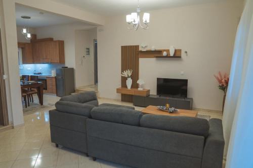 HomeSweetHome in Almopia