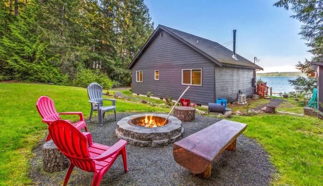 Hood Canal Views | Deck | Fire Pit | Dogs OK