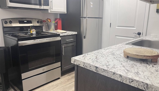 https://www.airbnb.com/h/beautiful2kingbedroomsandonesofabedonebathentireplace