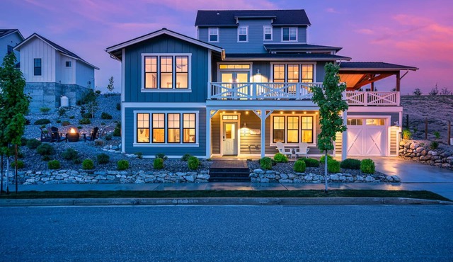 I'm Your Huckleberry at Lake Chelan Lookout Vacation Rentals