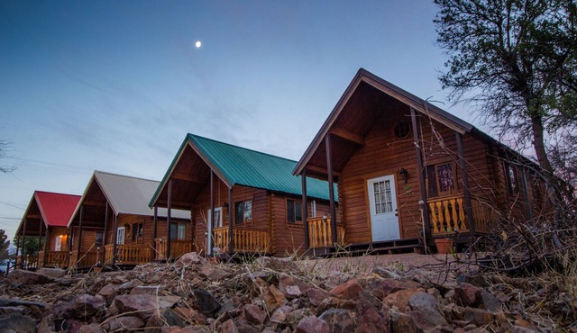 Katie's Cozy Cabins