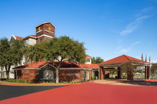 La Quinta by Wyndham Dallas Arlington South