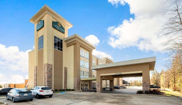La Quinta by Wyndham West Monroe