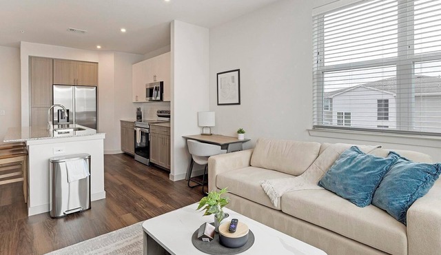 Landing | Amazing 1BD, Gym, Clubhouse