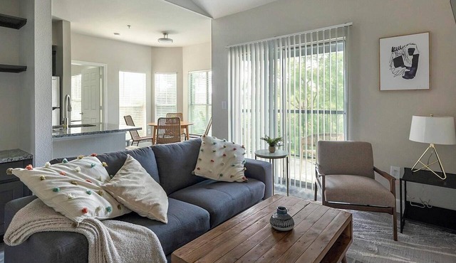 Landing | Amazing 2BD, Gym, Pool