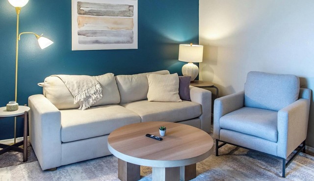 Landing | Beautiful 1BD, Gym, Clubhouse