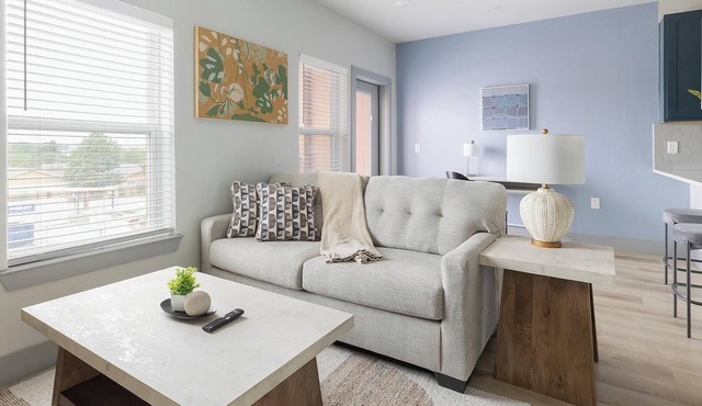 Landing | Beautiful 1BD in Grand Prairie