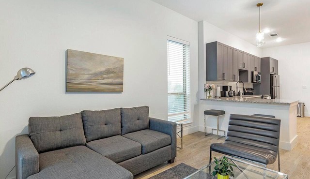 Landing | Chic 1BD, Courtyard, Gym