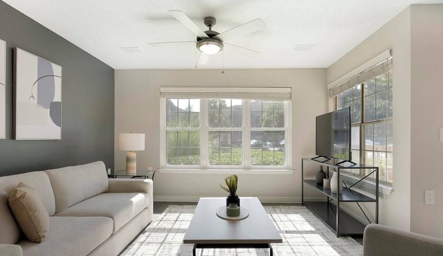 Landing | Chic 1BD, Game Room, Gym