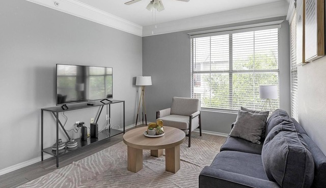 Landing | Incredible 1BD, Gym, Clubhouse