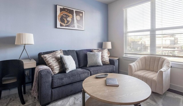 Landing | Incredible 1BD, Clubhouse, Courtyard