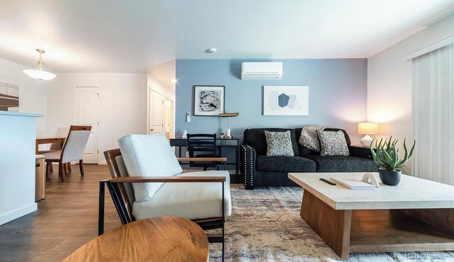 Landing | Incredible 2BD, Gym, Clubhouse
