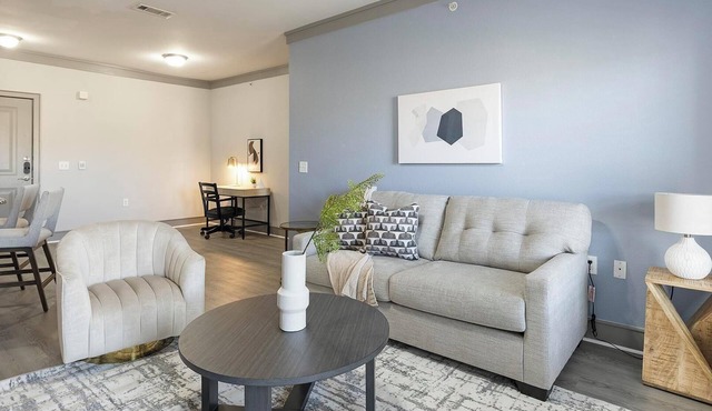 Landing | Modern 2BD, Clubhouse