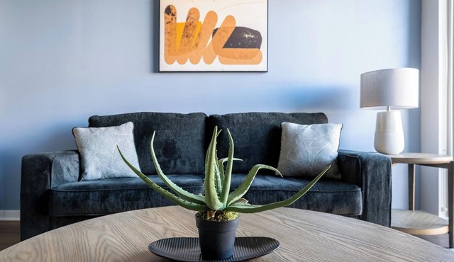 Landing | Stunning 1BD, Courtyard, Pool