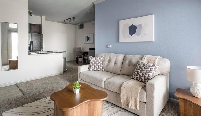 Landing | Stunning 1BD, Game Room, Clubhouse