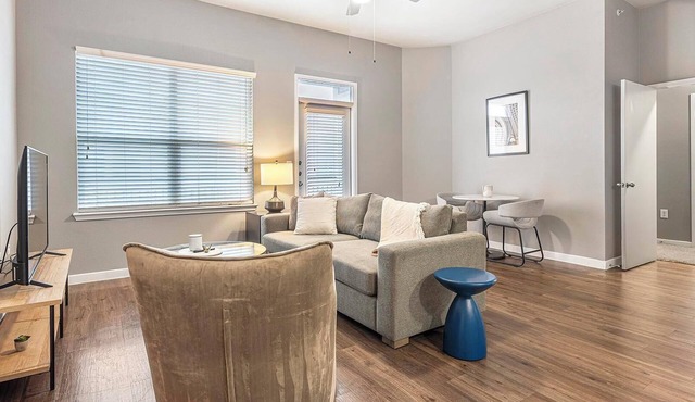 Landing | Stunning 2BD, Clubhouse, Gym