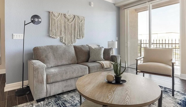 Landing | Stunning 2BD, Clubhouse, Gym