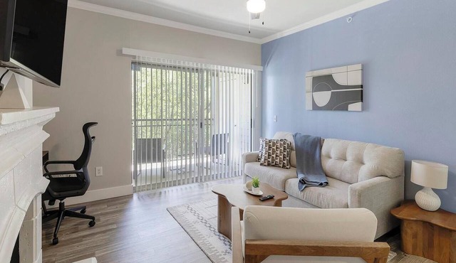 Landing | Stunning 2BD in Cityview